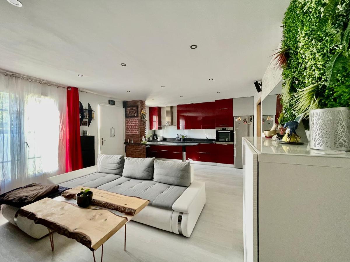 Chambres D'Hotes A Themes A 2,4Km Du Parc Magny-le-Hongre Exterior foto